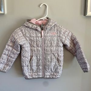 The North Face thermaball coat 4T